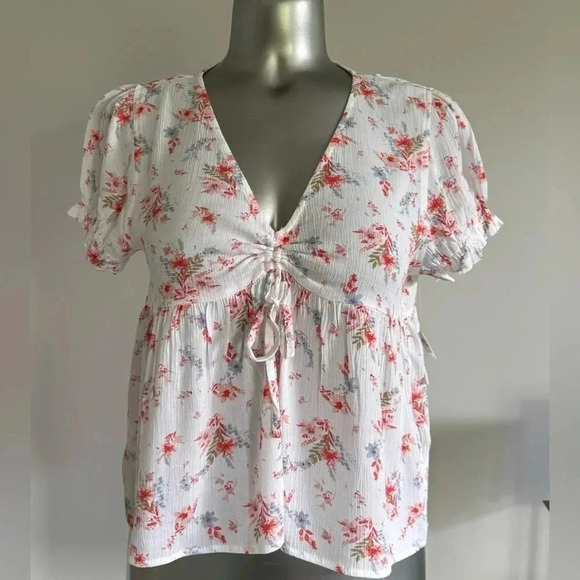 $8 🆕Floral Print  Boho Crop Top - Picture 2 of 14